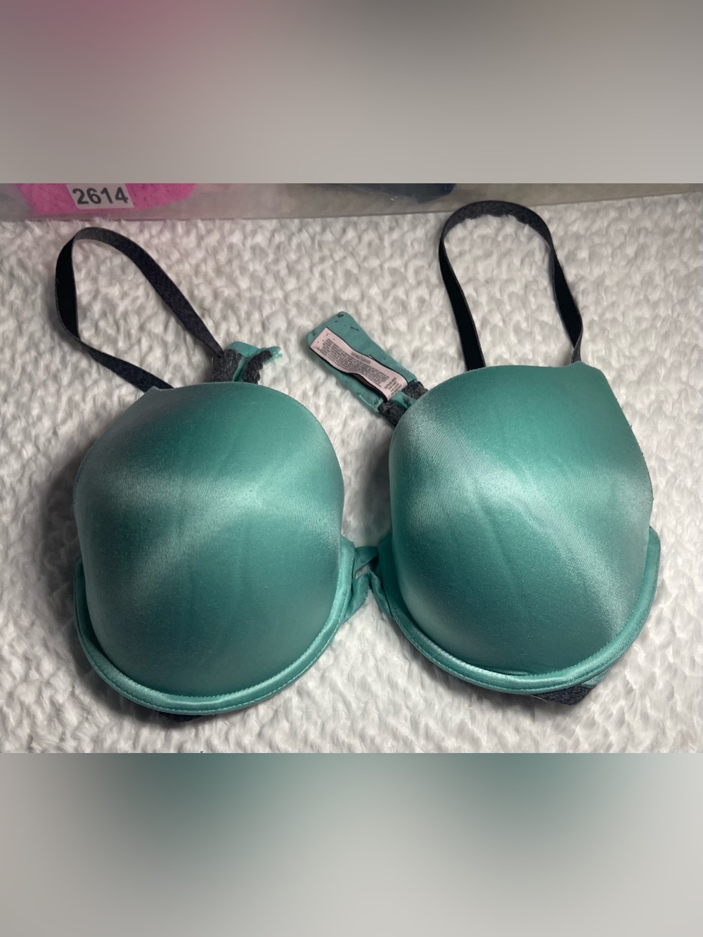Victoria’s Secret padded perfect coverage bra size 38c
